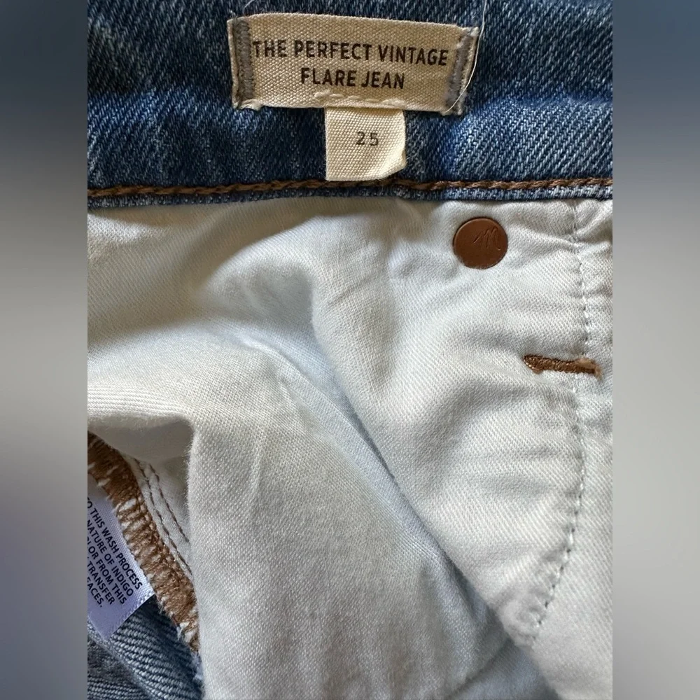 Madewell Perfect Vintage Flare jeans - Picture 9 of 13